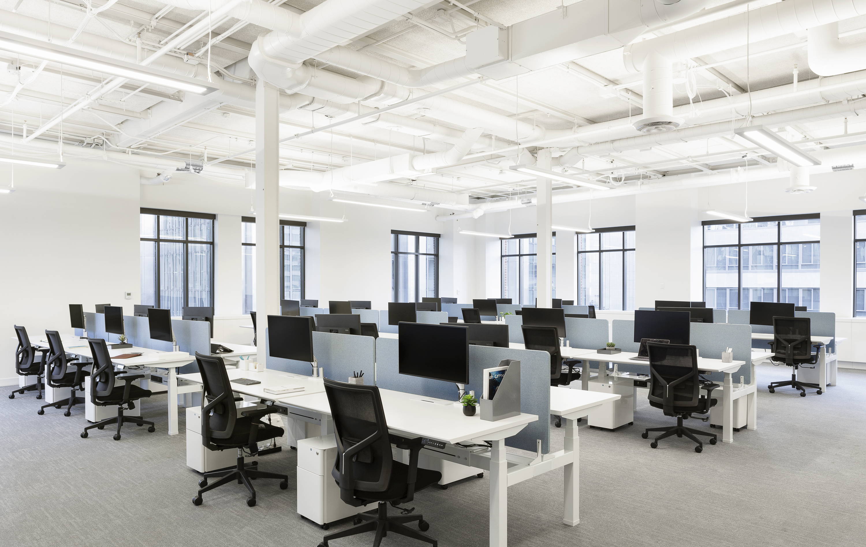 Office Hoteling 101: Your Guide and Best Practices