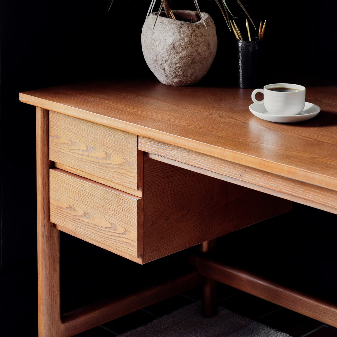 Top Color:Smoked Ash;