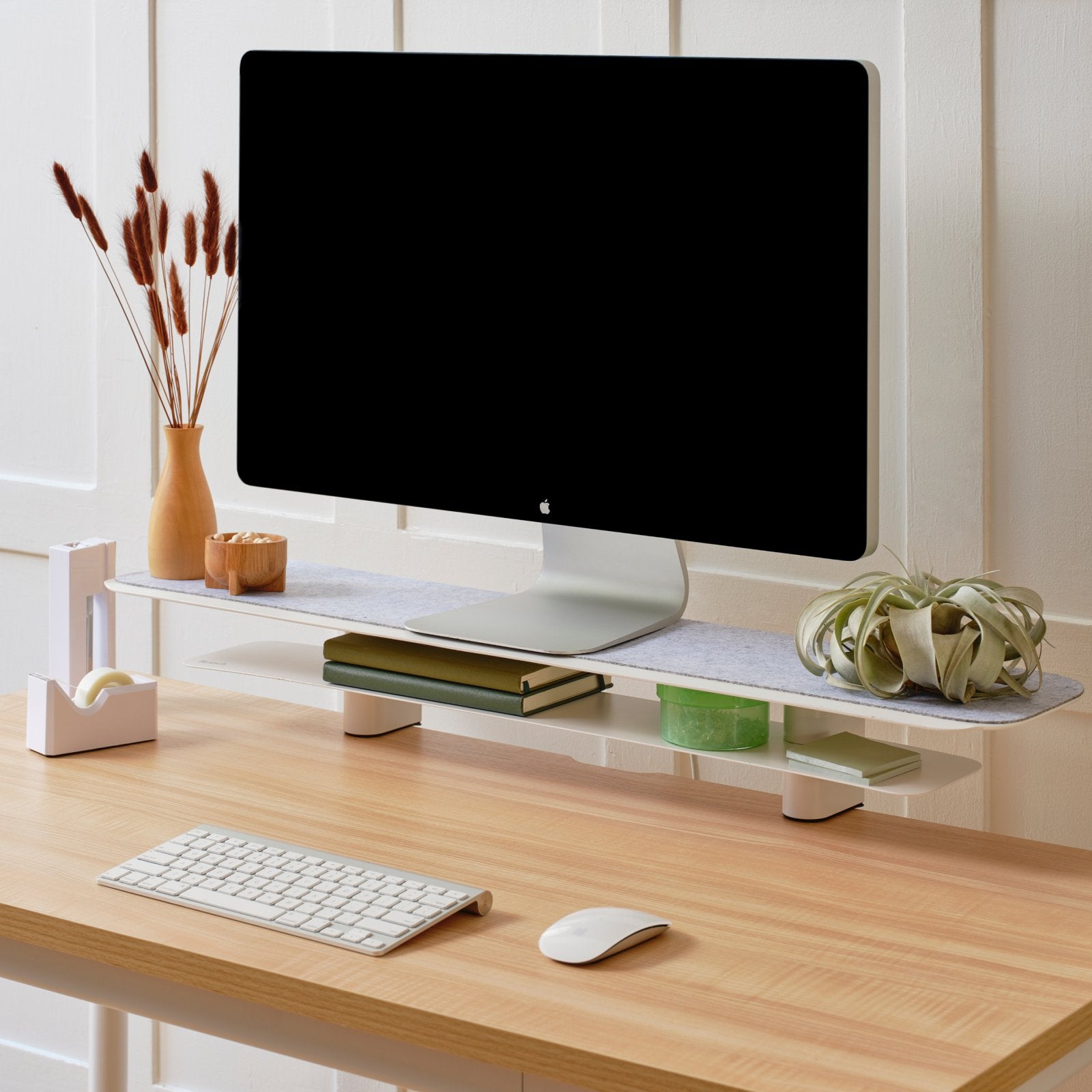 Color:White; Stand Size:Large;