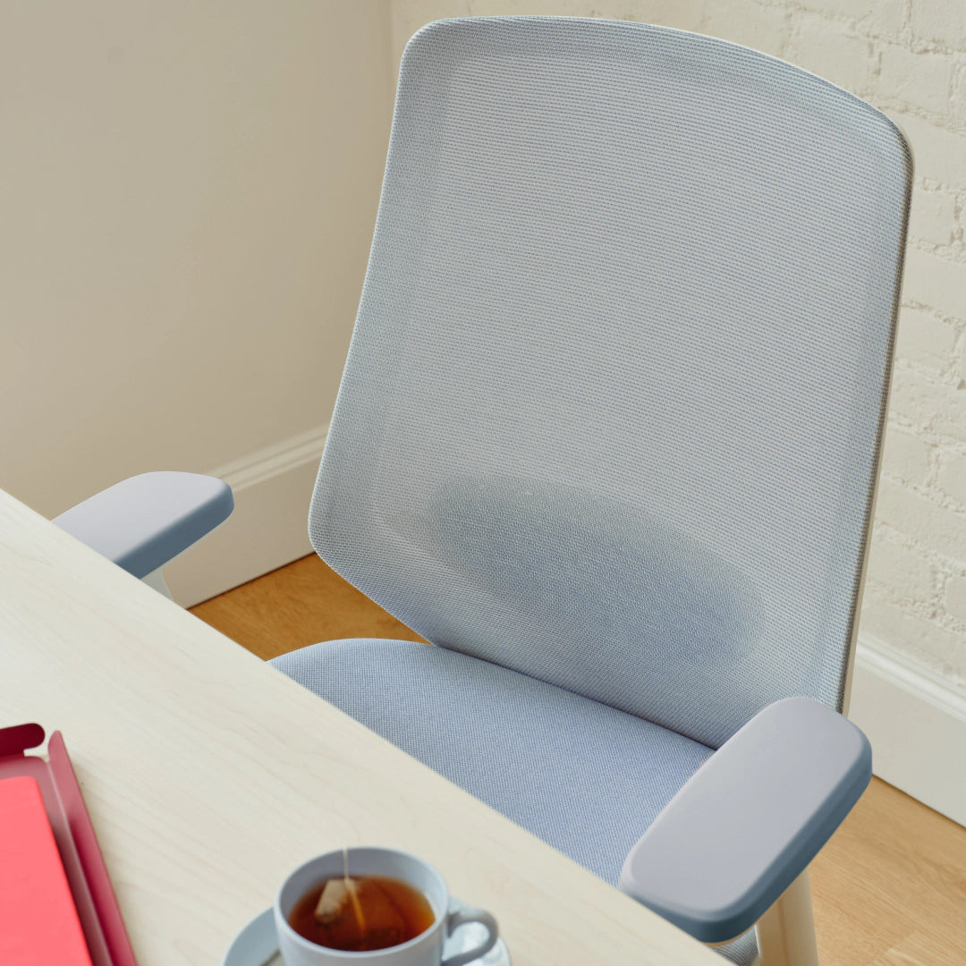 Color & Material:Glacier; toggle_category: Home Office; user_groups: in action;