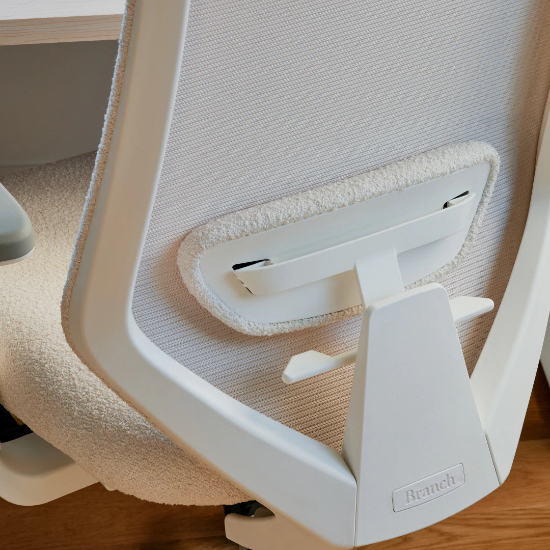 Color: Black Boucle;