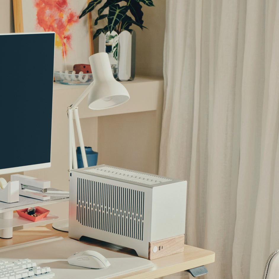 Type 75 Desk Lamp