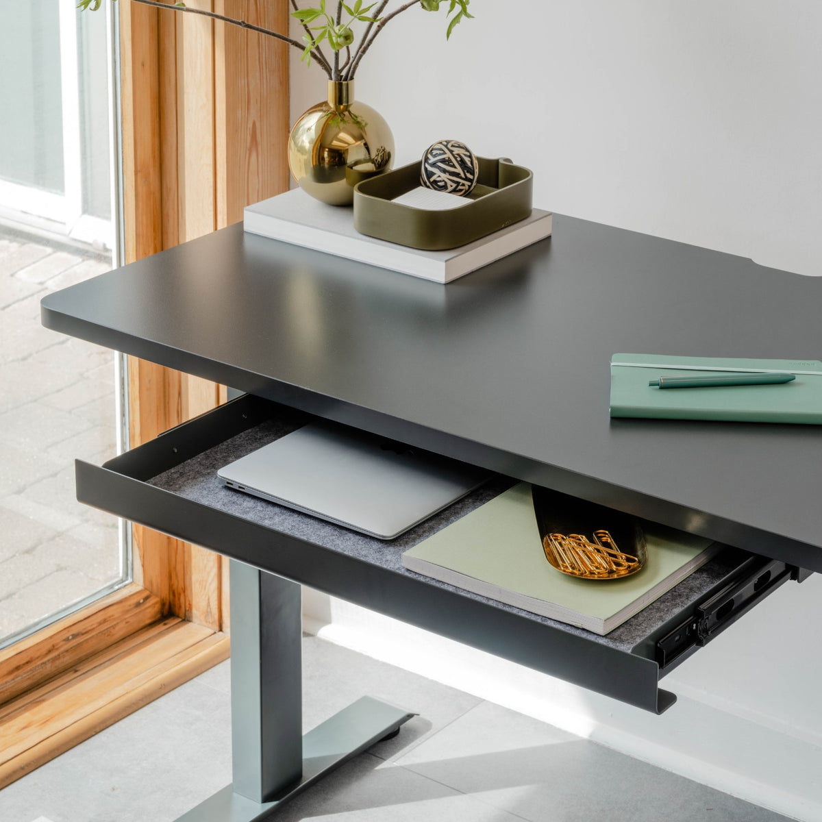 Task Drawer Desk Drawer|Easy Organization for the Duo or Daily Desk